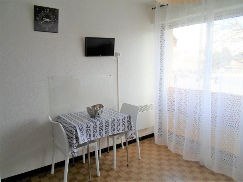 _lv_images__lot_0000000167_03_18103334