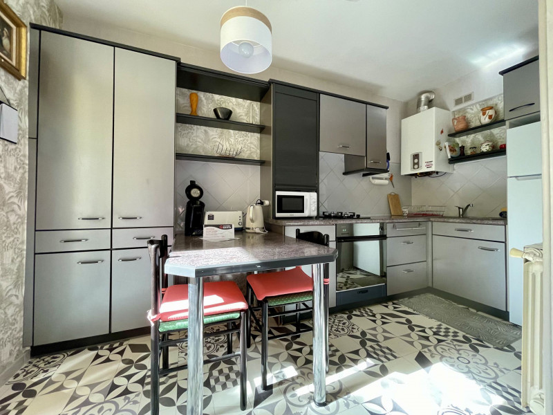 _lv_images__lot_0000000176_13_18751329