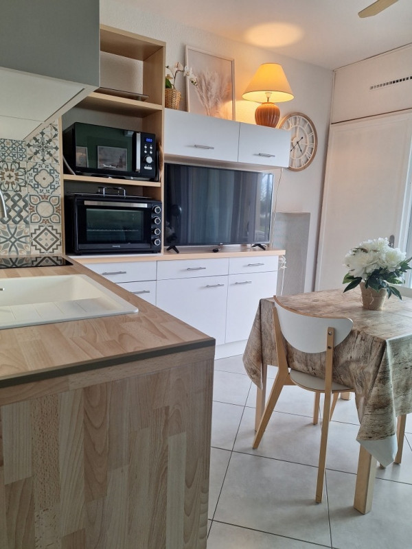 _lv_images__lot_0000000221_03_18110214 _lv_images__lot_0000000221_03_18110214