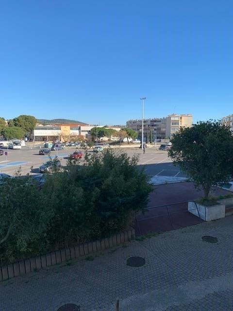 _lv_images__lot_0000000304_10_18959995 _lv_images__lot_0000000304_10_18959995