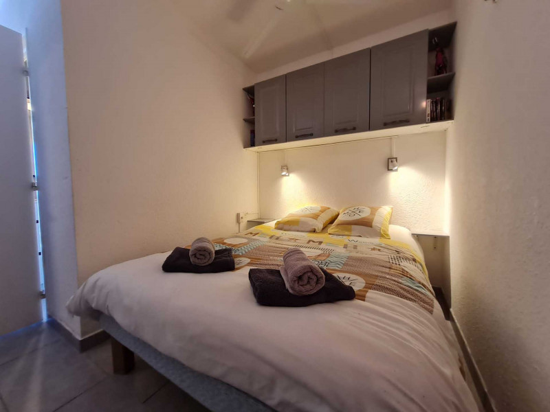 _lv_images__lot_0000000328_07_18102296