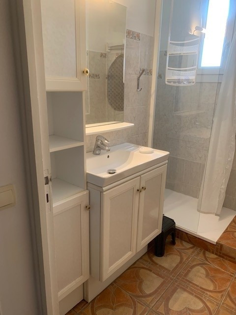 _lv_images__lot_0000000341_15_18454333