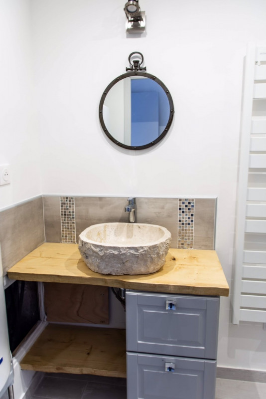 _lv_images__lot_0000000345_08_18109472