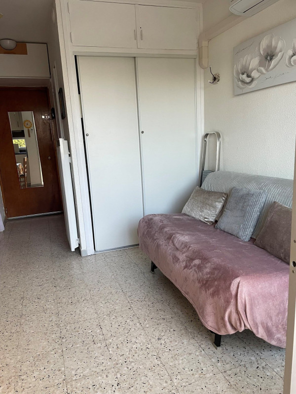 _lv_images__lot_0000000362_07_18454901