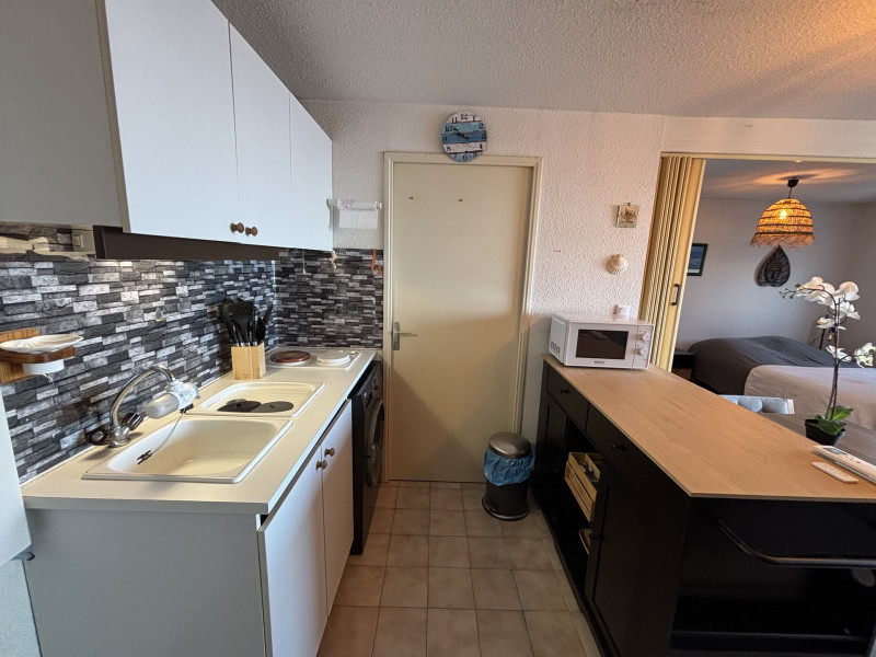 _lv_images__lot_0000000379_06_19184057