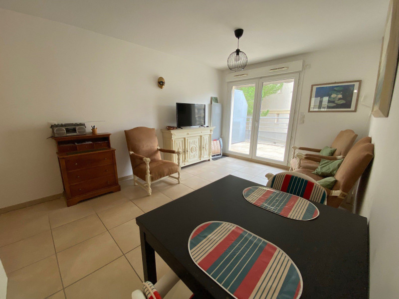 _lv_images__lot_0000000392_02_18960625