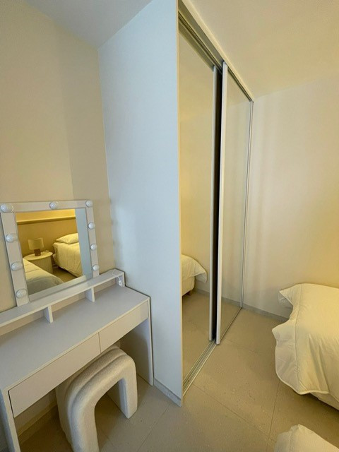 _lv_images__lot_0000000395_02_18109346 _lv_images__lot_0000000395_02_18109346