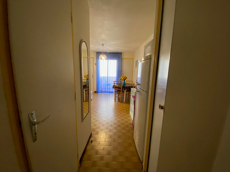 _lv_images__lot_0000000420_02_19198183