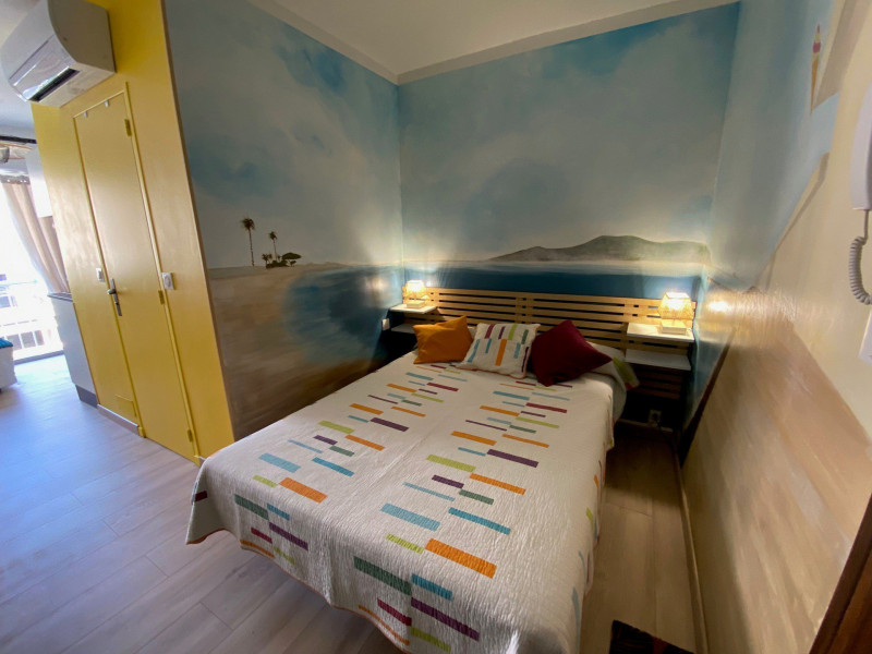 _lv_images__lot_0000000439_03_19023026