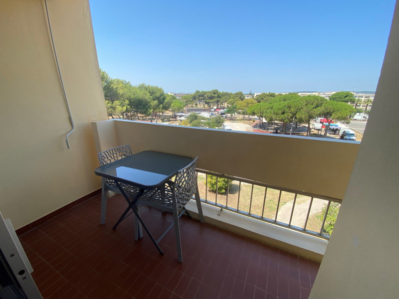 _lv_images__lot_0000000446_09_18749964