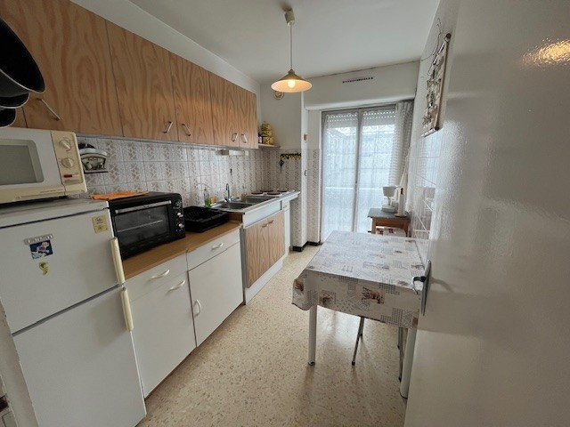 _lv_images__lot_0000000447_06_18118098